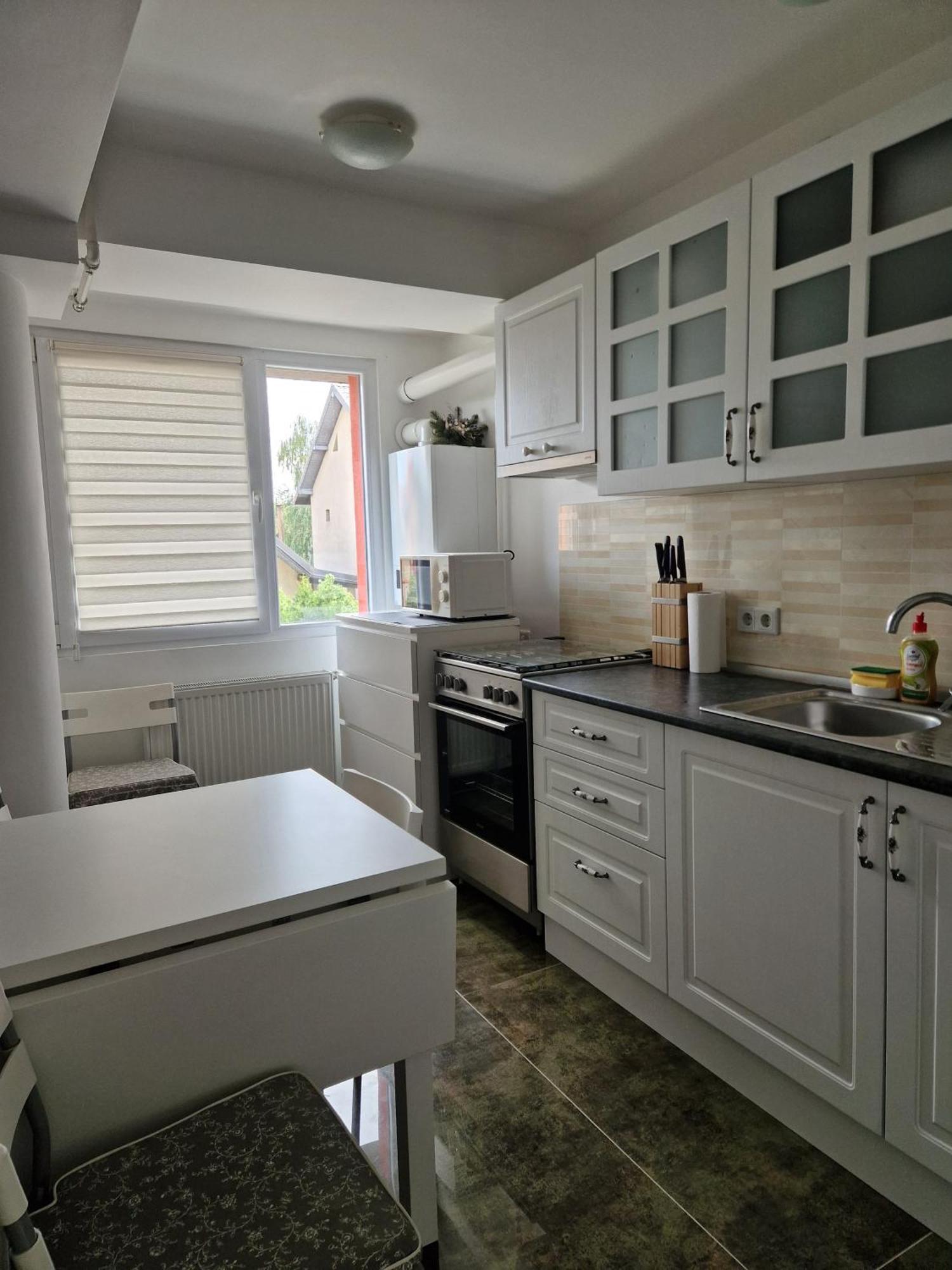 Apartament In Otopeni Kültér fotó